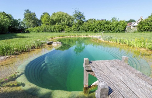 South Leigh Cottage | HAZEL, with pool in Witney