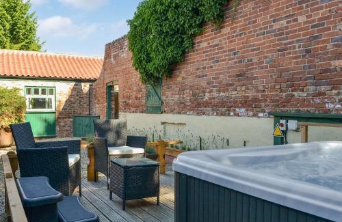 Storwood House | Hazels Cottage