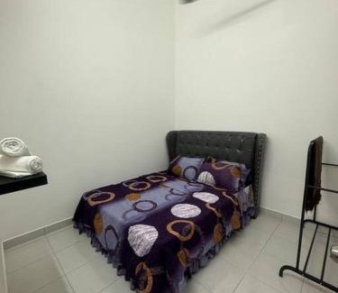 Banting House | Hazzani Homestay KLIA