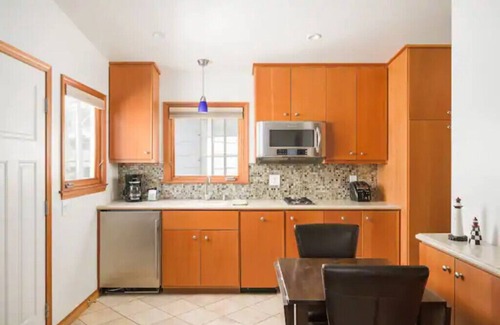 Downtown Cottage | Hear the waves from our cottage! Perfect for couples with 2 kiddos