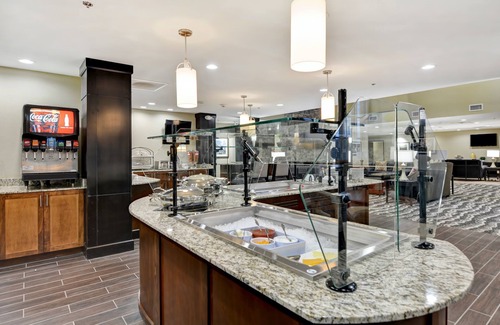 Mount Juliet Condo | Hearing Accessible Suite | Free Breakfast, Seasonal Outdoor Pool + Gym