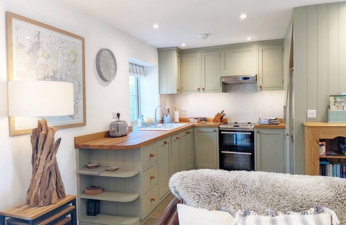 Emsworth Cottage | Hearnesbrook Barn , Emsworth - an annexe that sleeps 4 guests in 2 bedrooms