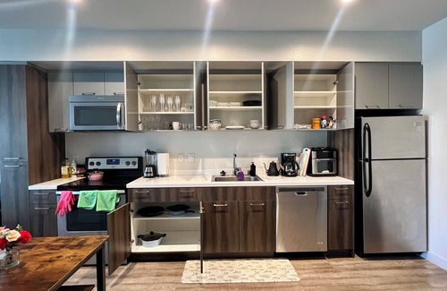 Westlake South Apartment | Heart of LA - Modern DTLA-KTown Apartments