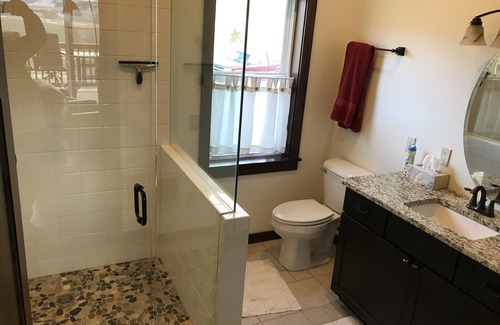 Emigrant House | Heart of Paradise Valley