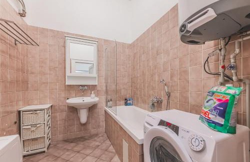 Nove Mesto House | Heart of Prague Lodgings 4