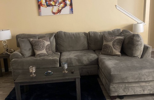 Fleming House | Heart of Savannah, gated community 20 minutes from River Street.