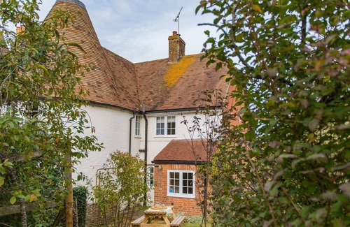 Barham Cottage | Hearts Delight Cottage - a holiday let that sleeps 4 guests in 2 bedrooms