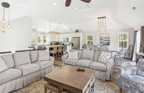 Monteray Shores House | Heat Pool, Hot tub, Soundside, Newly Constructed