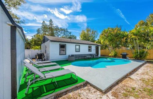 Ballast Point House | Heated In-Ground Pool with Whirlpool