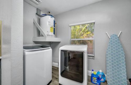 Ballast Point House | Heated In-Ground Pool with Whirlpool