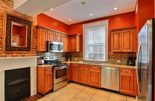 Metropolitan House | Heated Pool Access | 5*Clean | Flex Cancelation