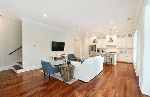 Historic Downtown Savannah House | Heated Pool Access | 5*Clean | Flex Cancelation