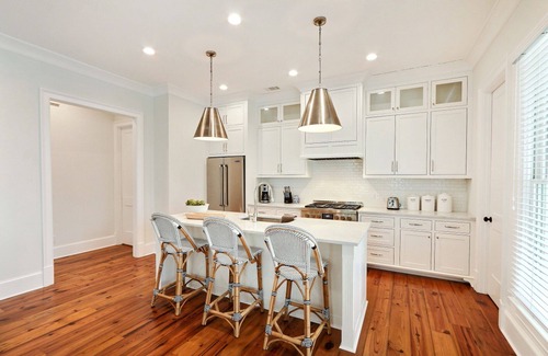 Historic Downtown Savannah House | Heated Pool Access | 5*Clean | Flex Cancelation