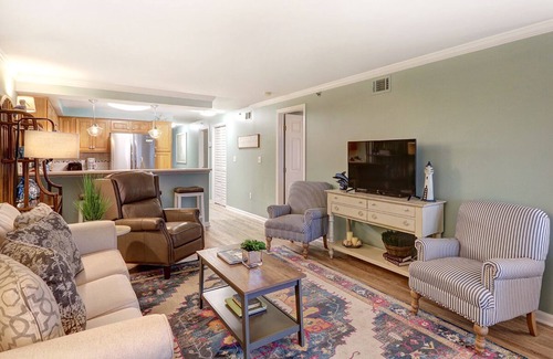 Tybee Island Condo | Heated Pool Access | 5*Clean | Flex Cancelation