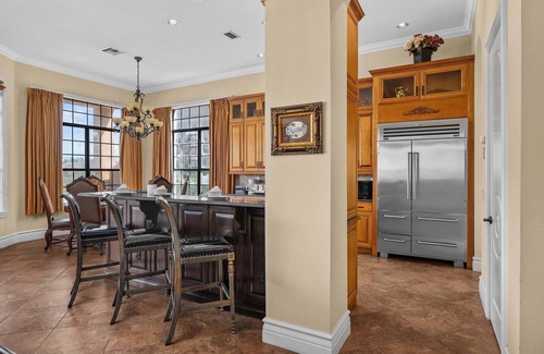 Reunion Villa | Heated Pool & Cinema in Reunion, 8MI to Disney