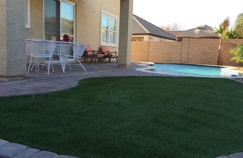 Surprise Farms House | HEATED POOL INCLUDED! Walk to Shopping & parks, BEAUTIFUL HOME.