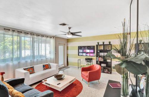Wilton Manors House | Heated pool, parking, 5 min walk to food and fun!