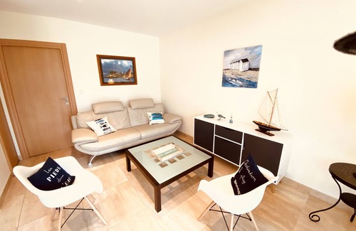 Santec House | HEATED SWIMMING POOL Apartment 4 pers 3* in villa - 300m from the beach