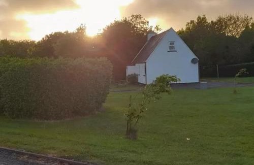 Clooncarrabaun House | Heather Cottage 3 Bedroom