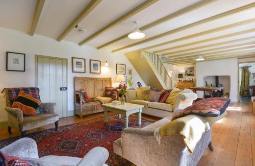 Chysauster House | Heather Cottage