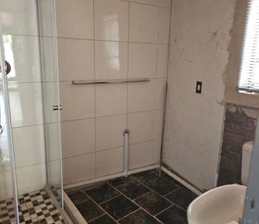 Alberton House | Heather Guest House