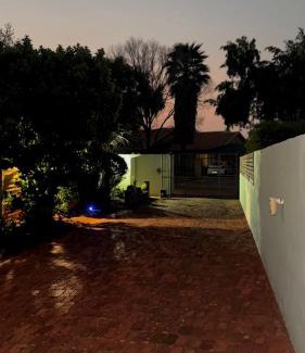 Alberton House | Heather Guest House