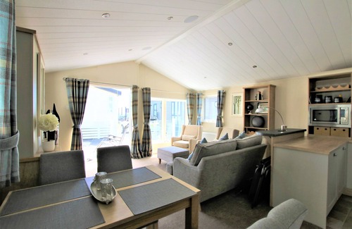 Mudeford House | 'Heathfield', A luxury lodge on the Sandhills Holiday Park Mudeford