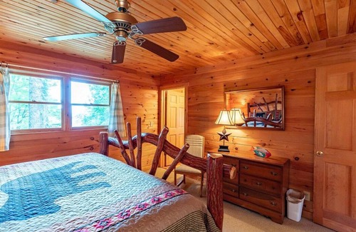 Mineral Bluff Cabin | Heaven’s Ridge⛰View🌲Private🏡12 Min 2 Blue Ridge 🚗🚂
