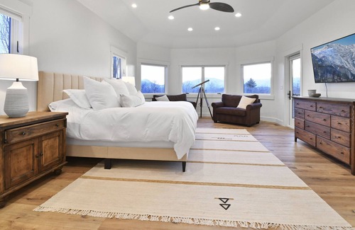 Park City House | Heber Luxury Home, Sleeps 20, Adventure Base or Family Reunion, Arctic Spa!