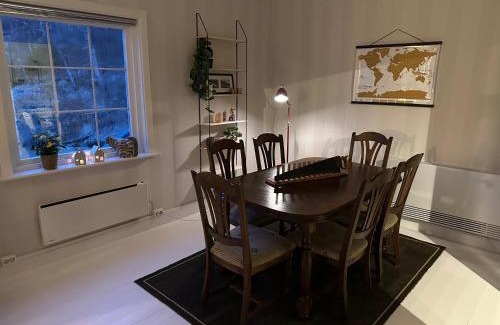 Tverlandet Villa | Heggmoen Lodge