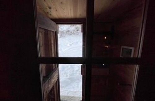 Alagna Valsesia Apartment | Heidi cabin at 2000 meters on the ski slopes of Monte Rosa in Alagna Valsesia