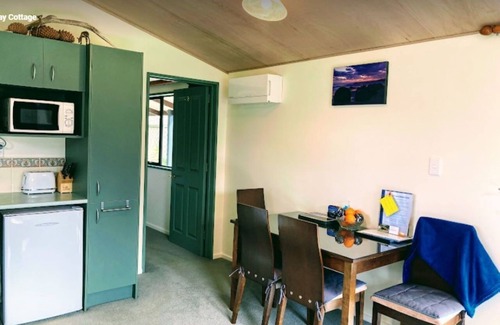 Dunedin Cottage | Height of Dunedin Farm Guesthouse - bonus Welcome Hamper!