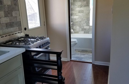 Greater Heights Apartment | Heights best location in town! Charming Houston Heights Guest House Apartment.