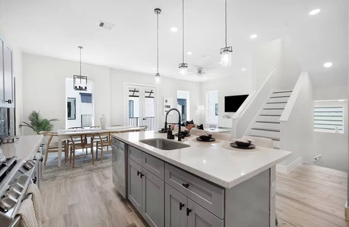 Greater Heights House | Heights House Centrally Located Luxury