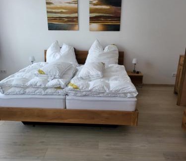 Oschersleben Apartment | Heine`s Hof