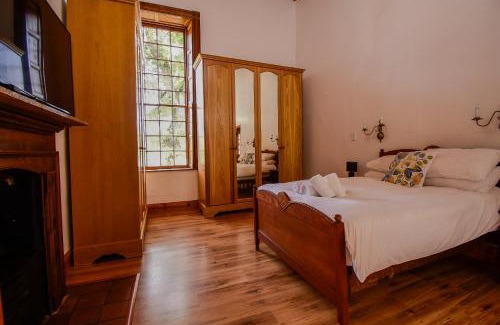 Koelenhof House | Heins Manor House