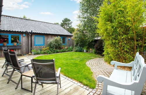 Weybourne House | Helgon Lodge - Three Bedroom House, Sleeps 6