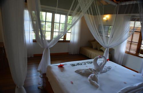Praslin Island Villa | Heliconia Grove