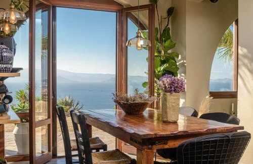 Maragas House | Helios Selene