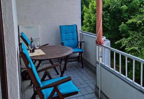 Konigstadten Apartment | Helle, komfortabel und zentral gelegene Wohnung