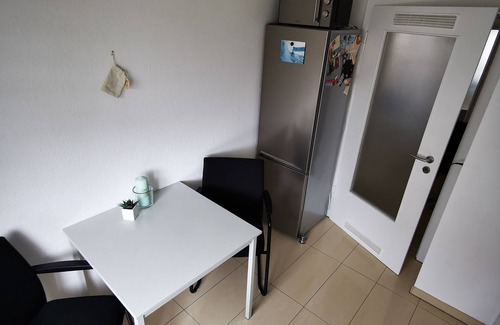 Neuehrenfeld Apartment | Helle und Ruhige 2-zimmer-wohnung mit Balkon im Trendigen Ehrenfeld