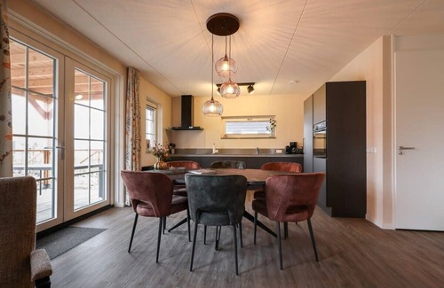 Ossenisse House | Hello Zeeland - vakantiewoning Knuitershoek 66