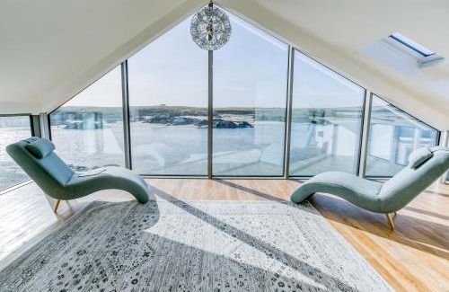 Caergeiliog House | Hen Cymyran