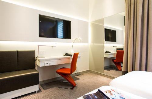 Earl's Court Hotel | Henley House Hotel