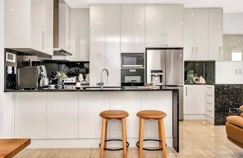 Henley Beach South House | Henleys Treasure Experience Opulence on the Ocean