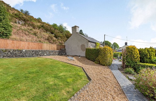 Penmachno Cottage | Henrhiw Bach