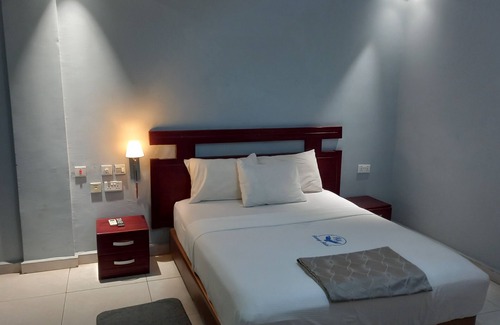 Nungua Hotel | Hensap Hotel