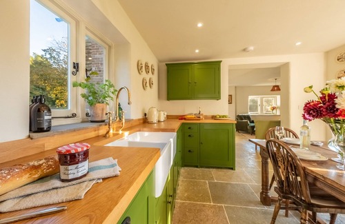 Cranbrook Apartment | Hensill Farmhouse is a wonderfully isolated, 19th century cottage