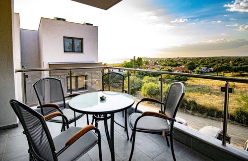 Nea Iraklia House | Heraclea Luxury Suites Maisonette 28 by Travel Pro Services - Heraklia Halkidiki