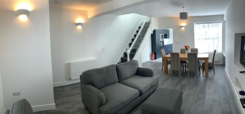 Treherbert House | Herbert Place
